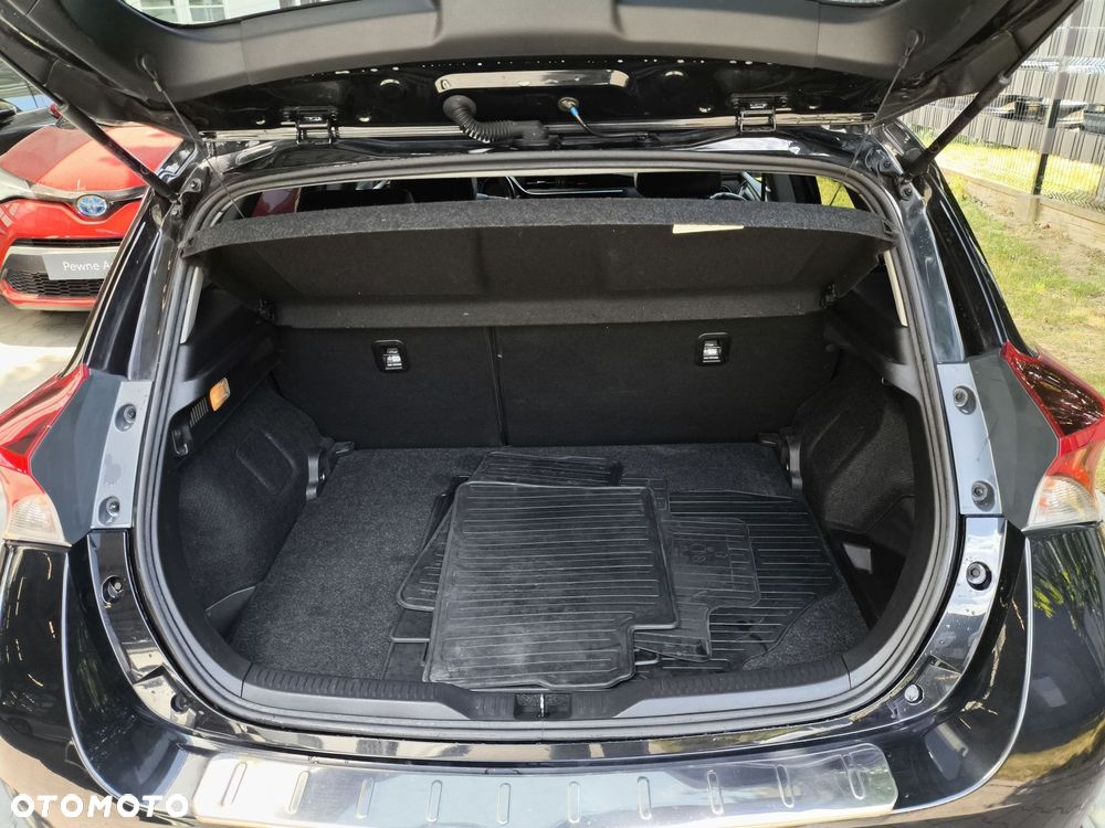 Toyota Auris - 10