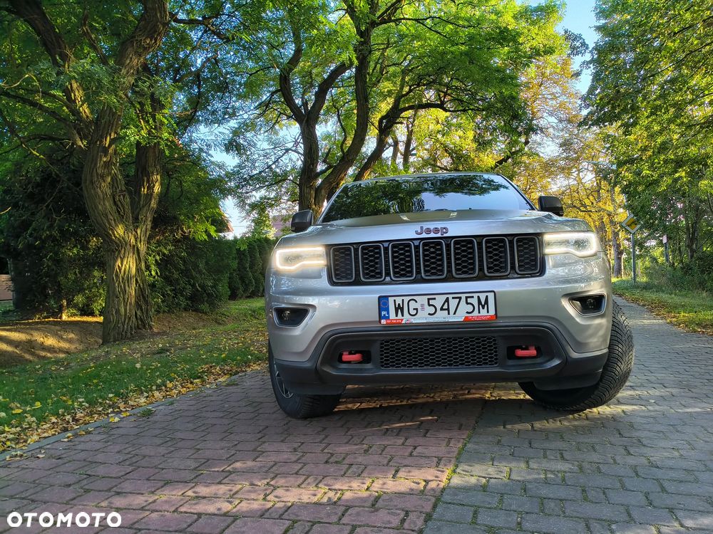 Jeep Grand Cherokee - 20