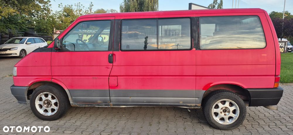 Volkswagen Multivan D - 8