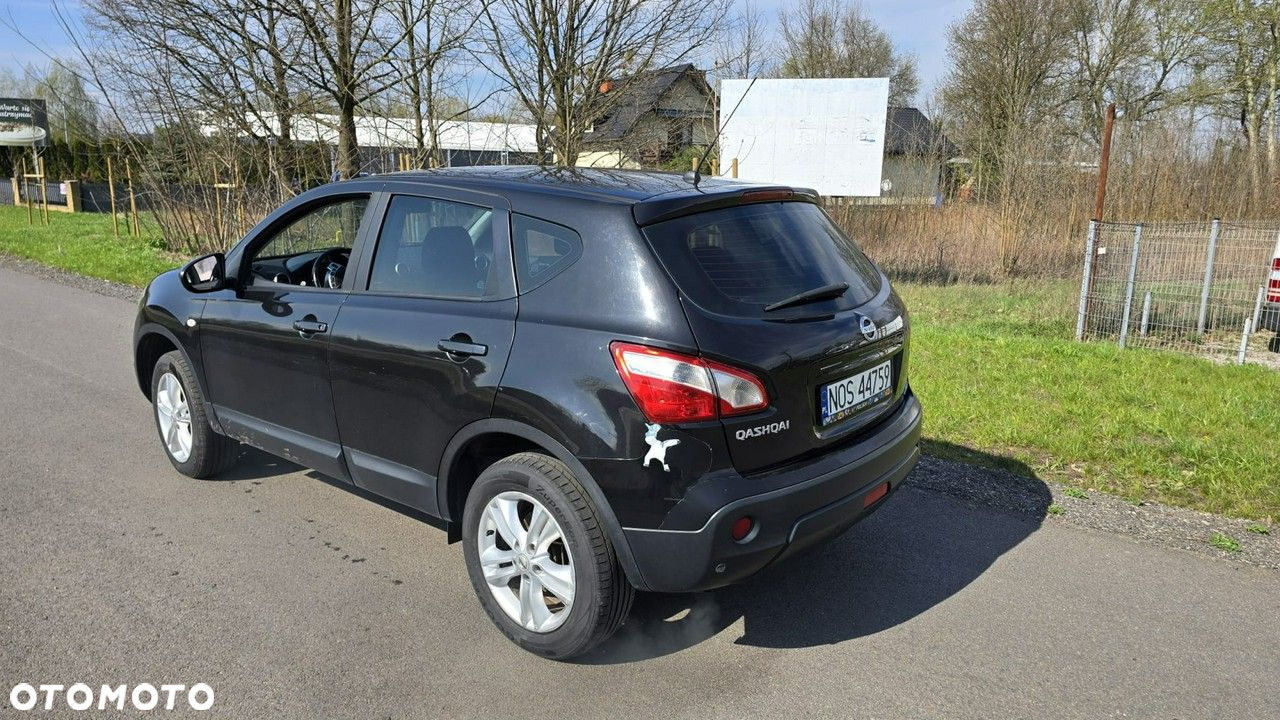 Nissan Qashqai - 2