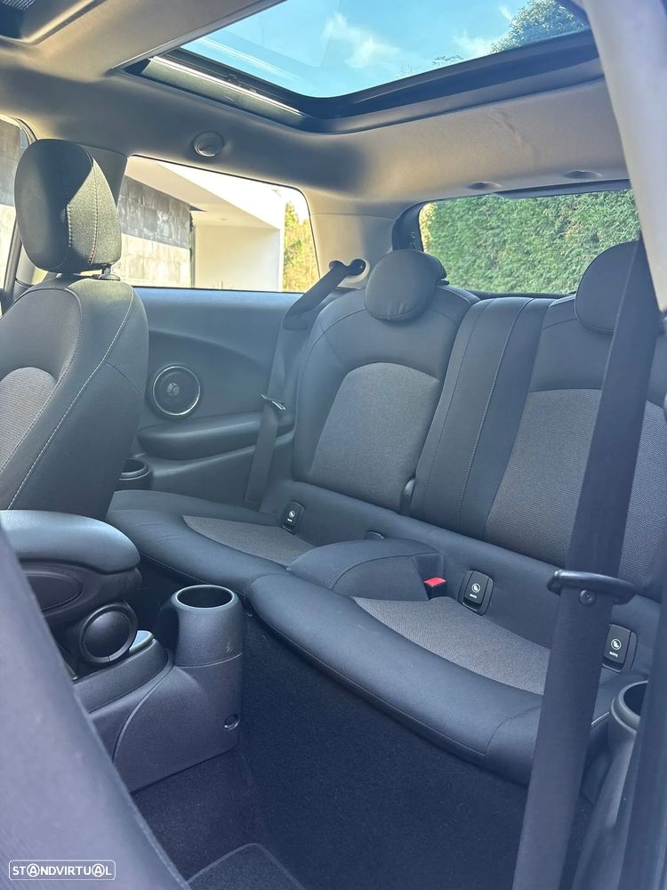 MINI 3 Portas Cooper D 60 Years Chili - 11