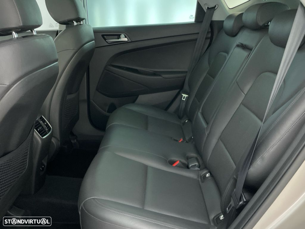 Hyundai Tucson 1.6 CRDi Premium +P.Pe+P.Style Plus - 12