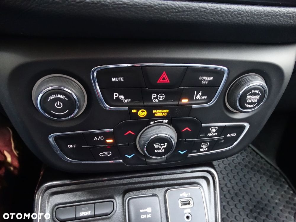Jeep Compass - 20