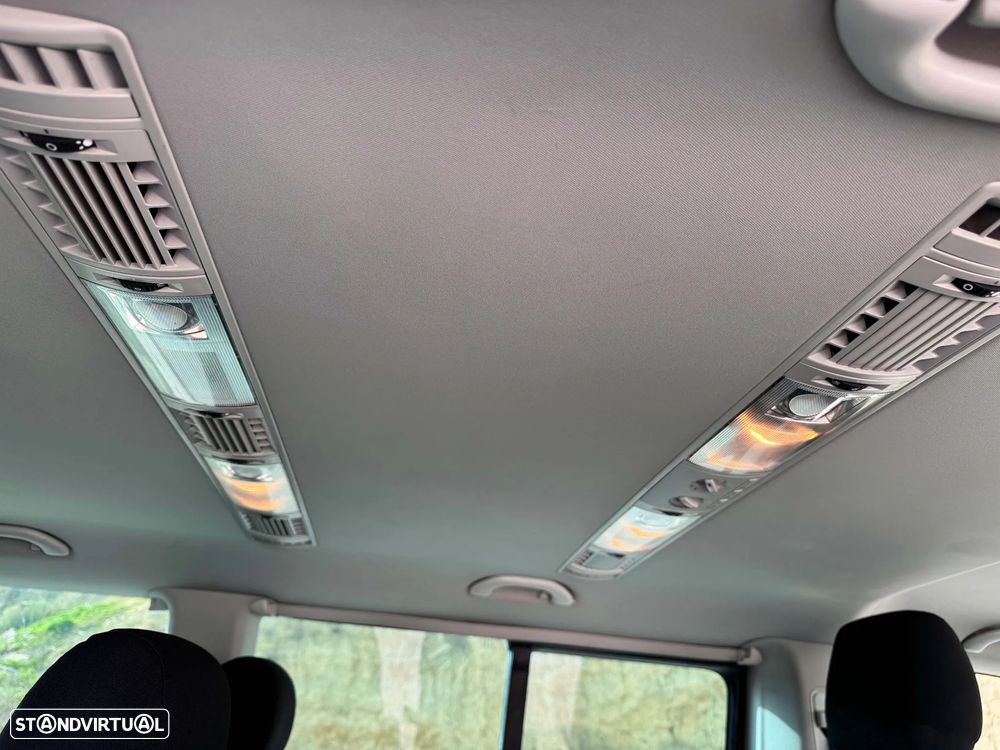 VW Caravelle 2.0 TDi BM Comfortline - 21