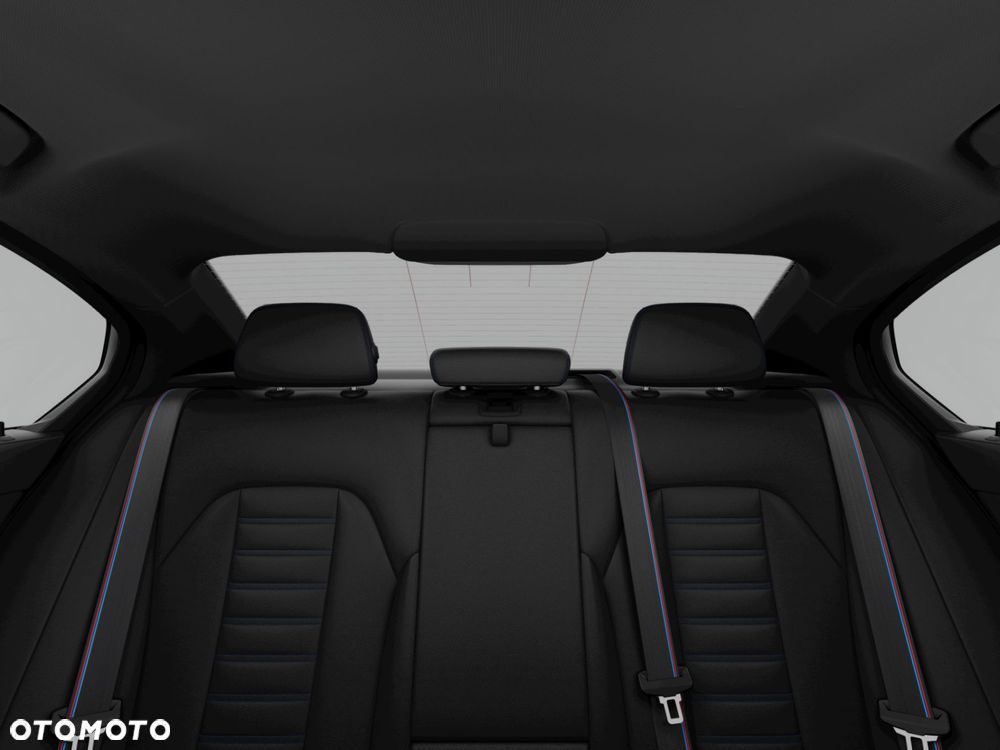 BMW Seria 3 330i xDrive - 12