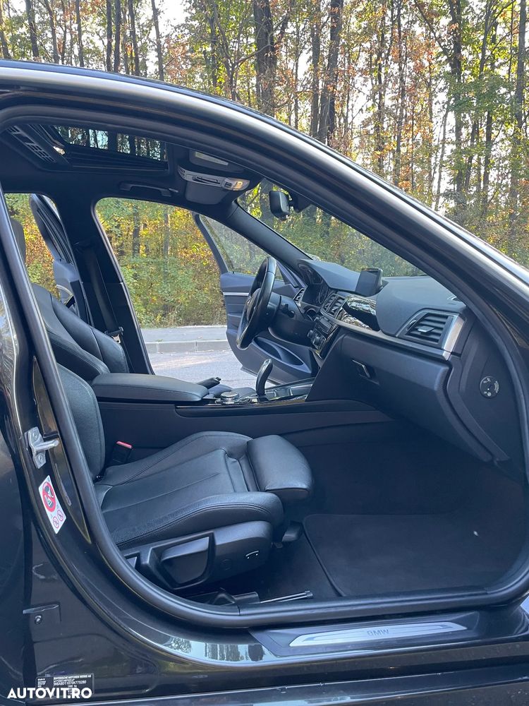 BMW Seria 3 320d Efficient Dynamic Edition Aut. Sport Line - 16