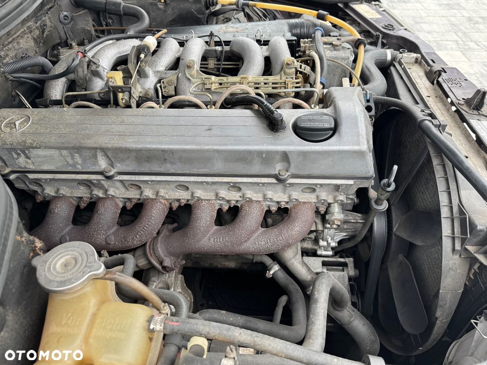 Mercedes-Benz W124 (1984-1993) - 32