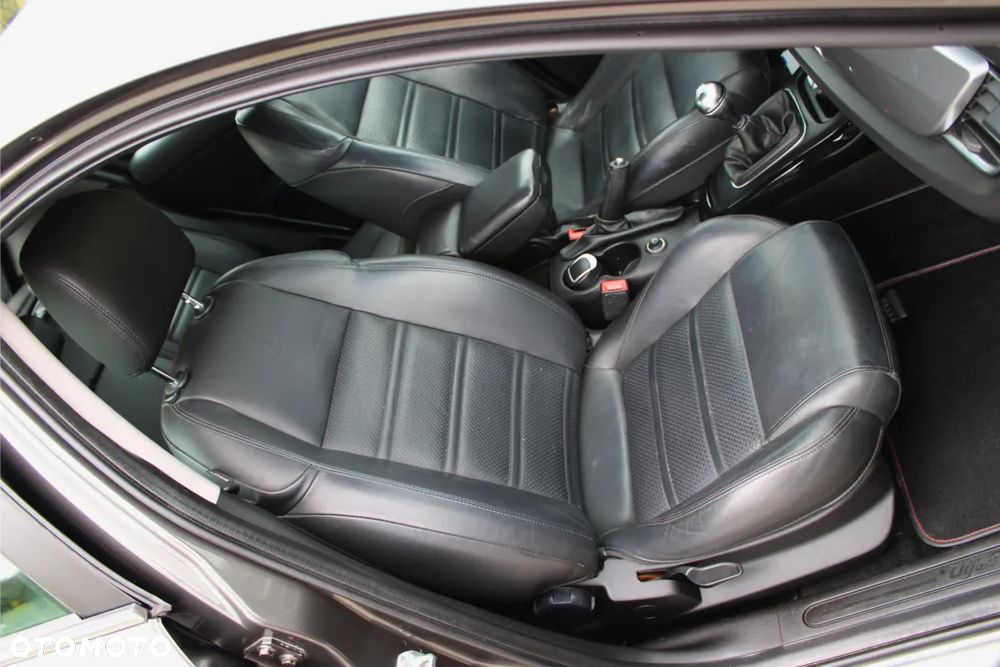 Alfa Romeo Giulietta 1.6 JTDM 16V - 18