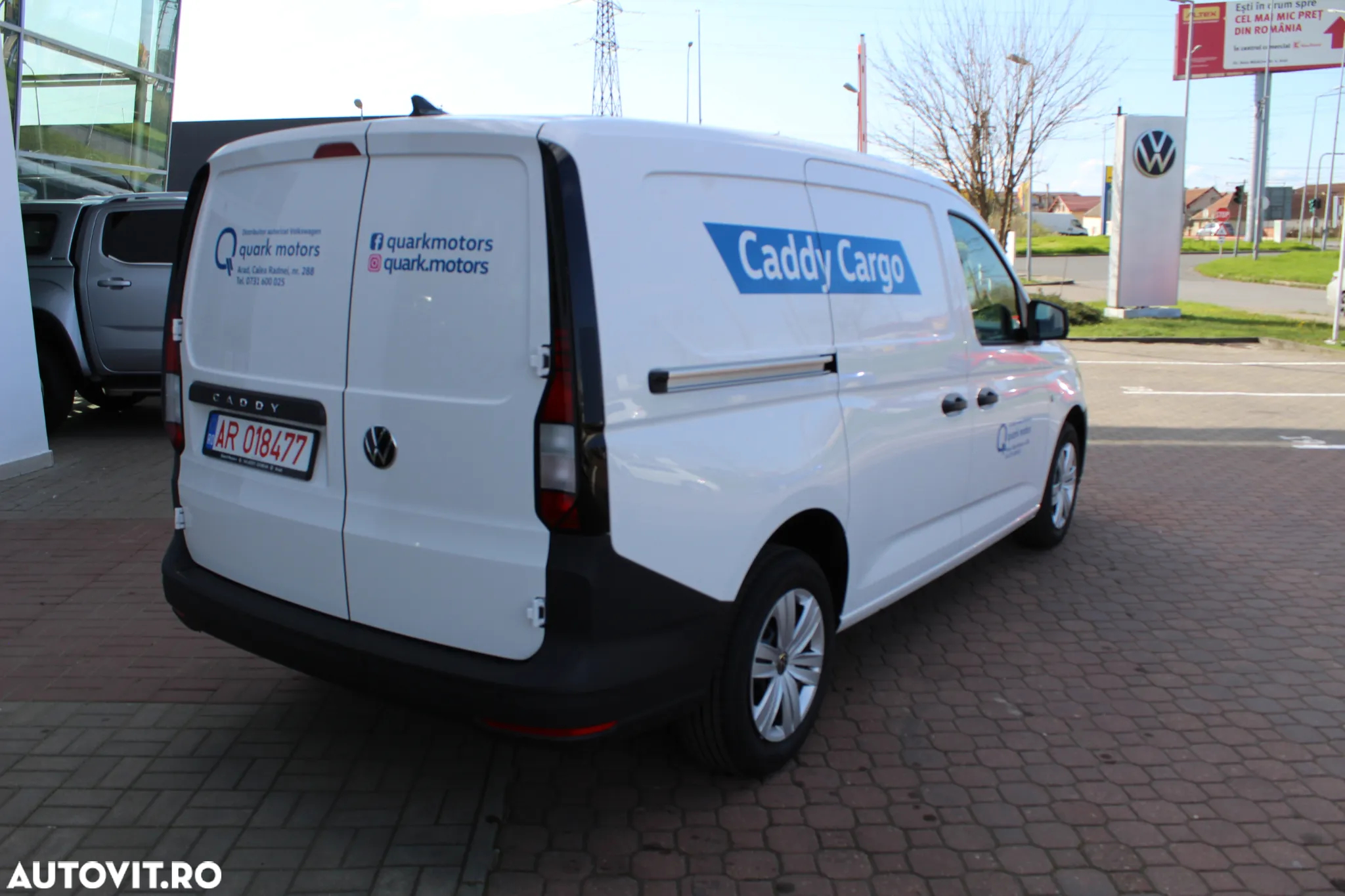 Volkswagen Caddy Maxi Cargo 2.0 TDI 75 102 CP - 11