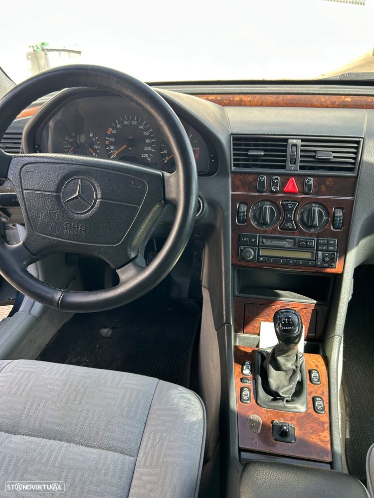 Mercedes-Benz C 250 TD Elegance - 10