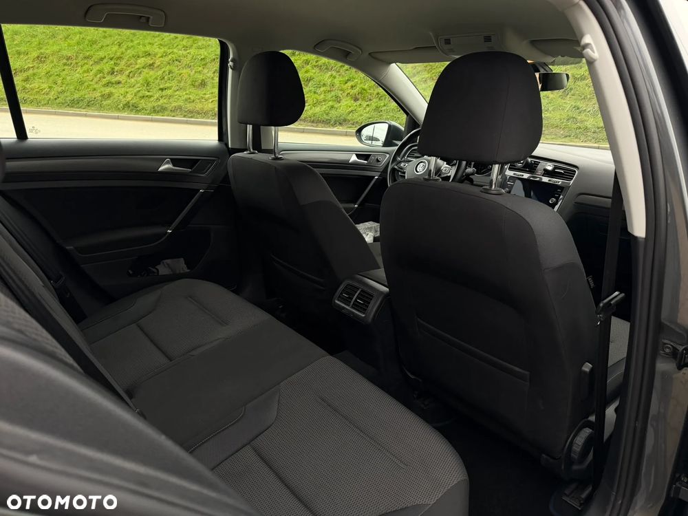 Volkswagen Golf 1.4 TSI BMT Highline - 29