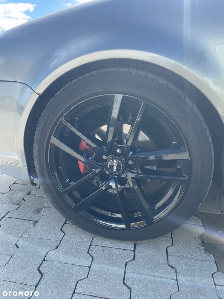 Volkswagen Golf - 5