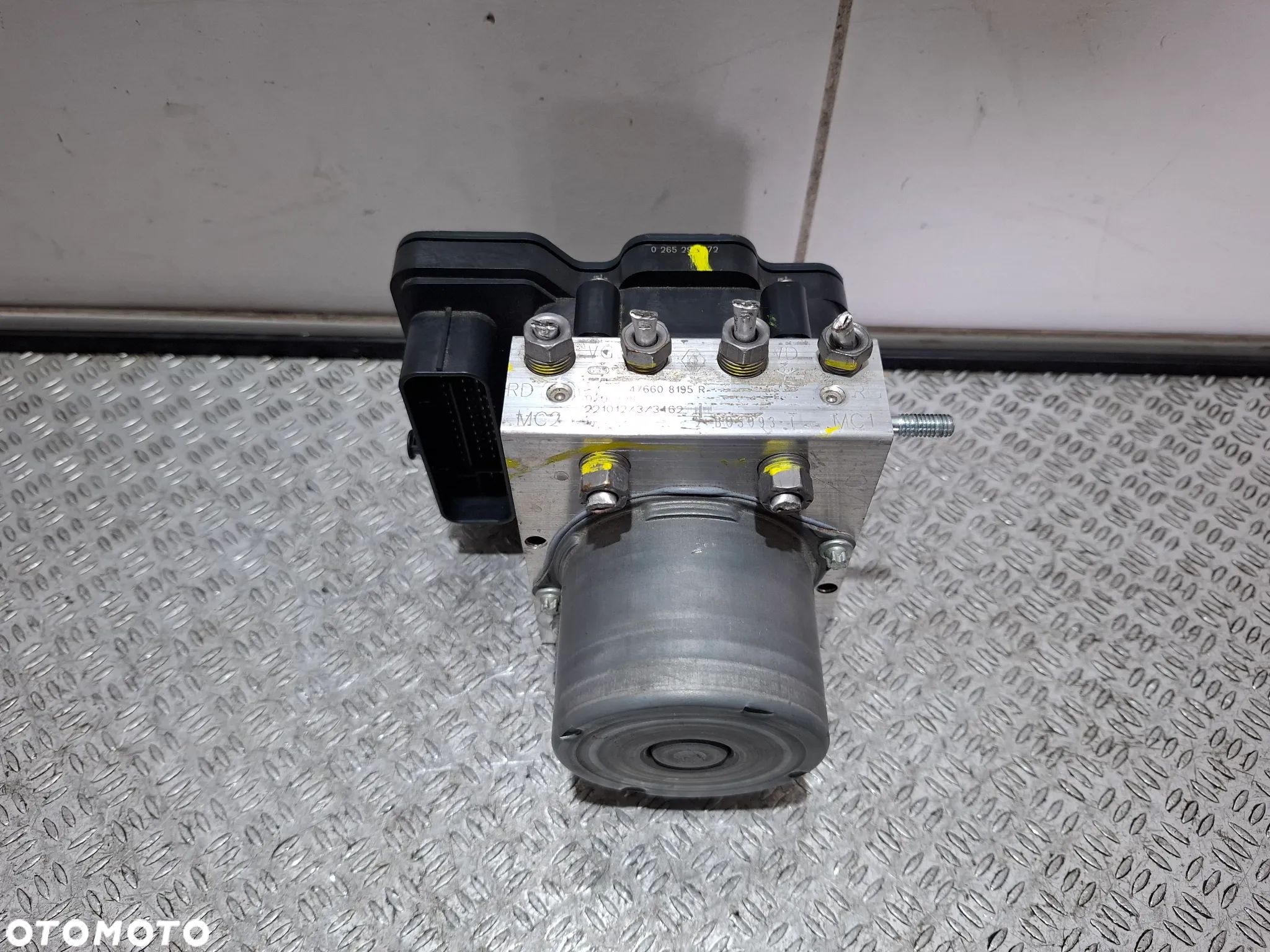 Pompa ABS Renault Clio V 2022 rok 1,6 e-tech nr 476608195R - 1
