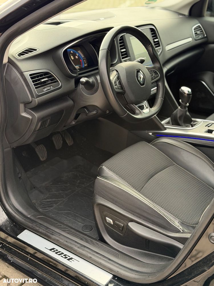 Renault Megane ENERGY TCe 130 BOSE EDITION - 10