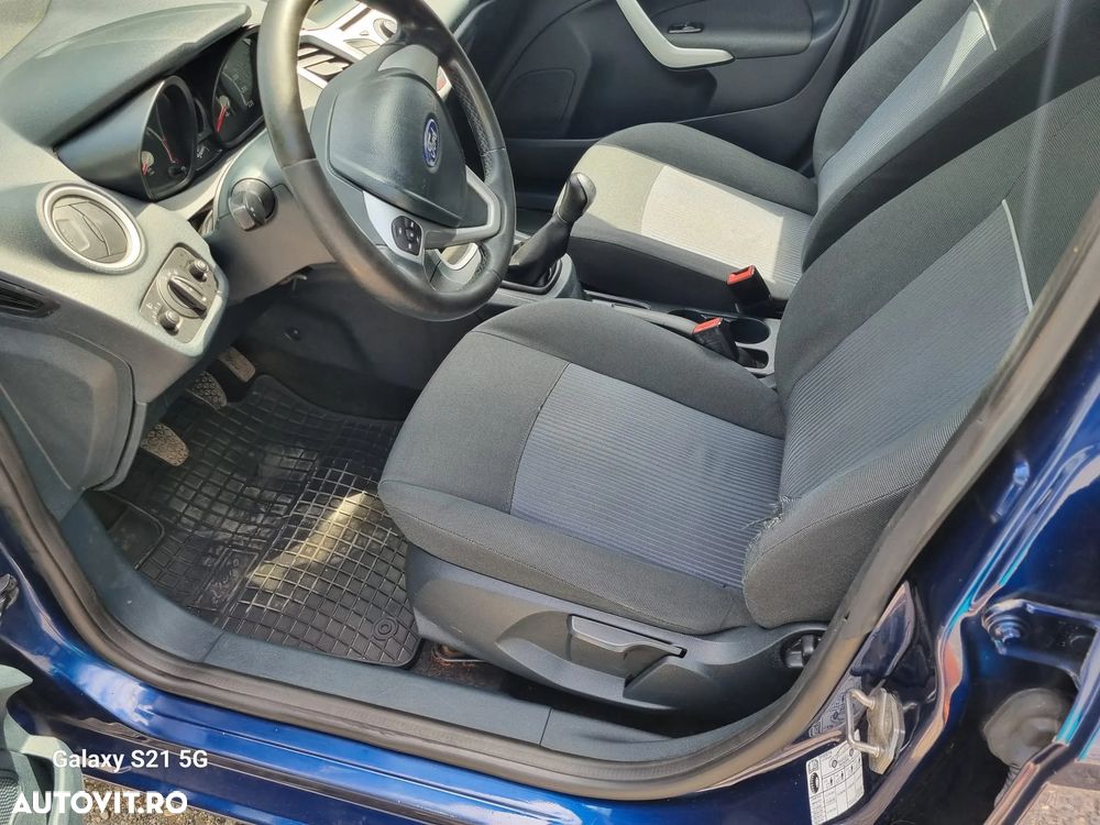 FORD Fiesta 2012 — imagine 12