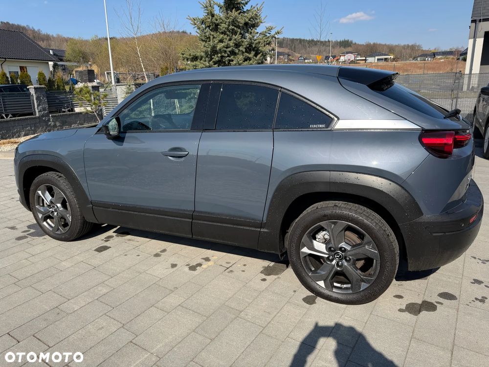 Mazda MX-30 e-SKYACTIV - 12
