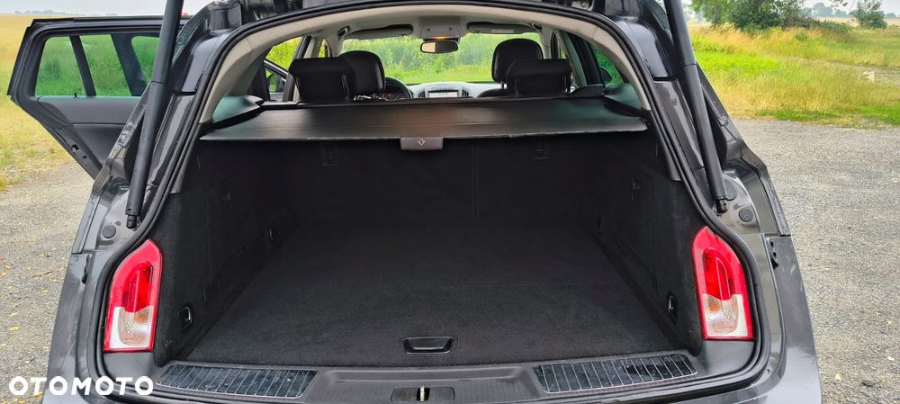 Opel Insignia - 17