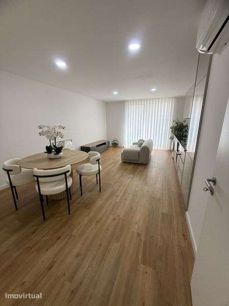 T1 novo com 77 m², 2 WC e orientação sul – Aveiro