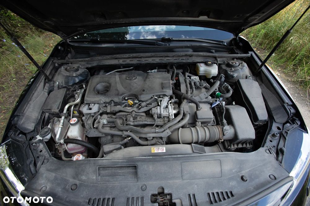 Toyota Camry 2.5 Hybrid Executive CVT - 22