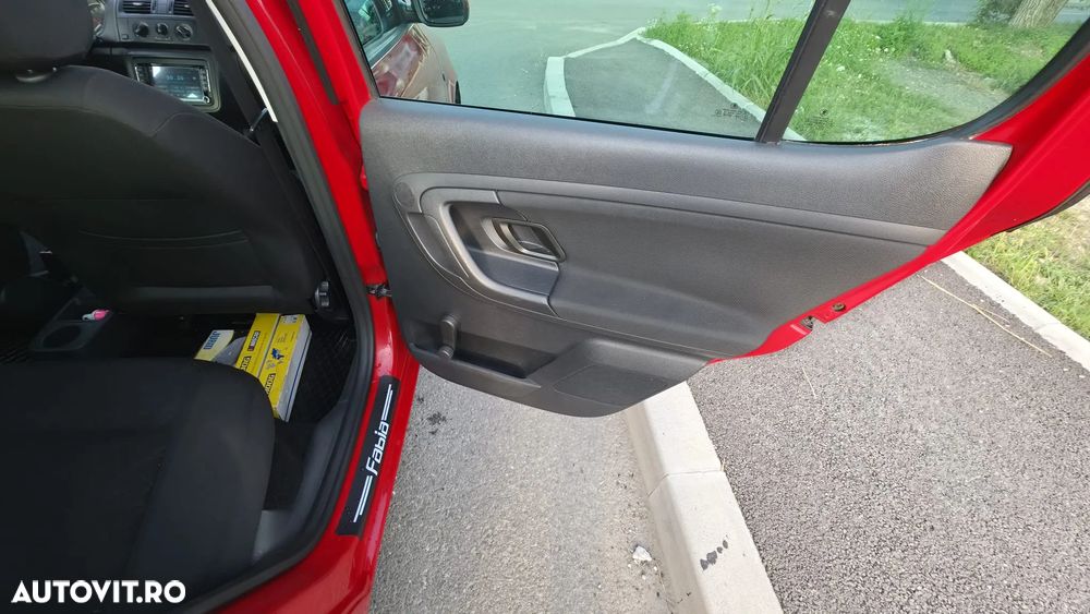 Skoda Fabia 1.2 TSI Ambiente - 10