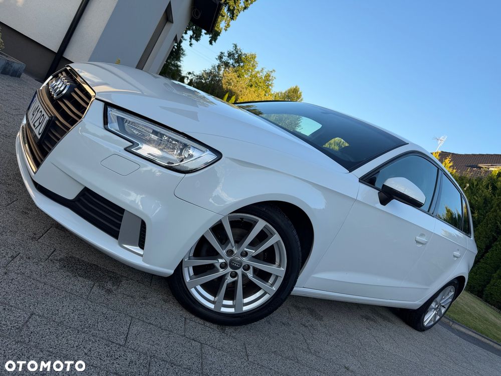 Audi A3 Sportback 1.6 TDI S tronic design - 2