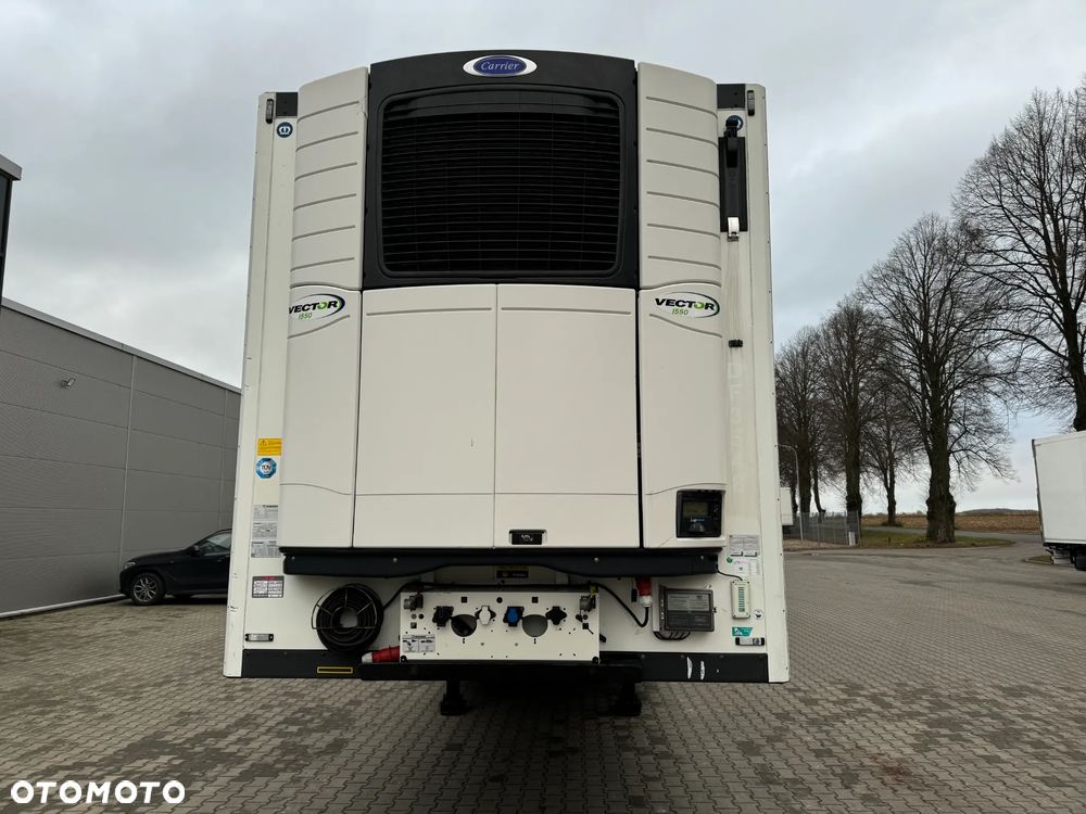 Krone Chłodnia ,Doppelstock , Carrier Vector 1550 - 4