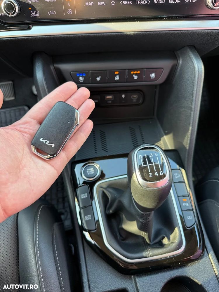 Kia Sportage 1.6 T-GDI 6MT 4x2 Business Line - 13