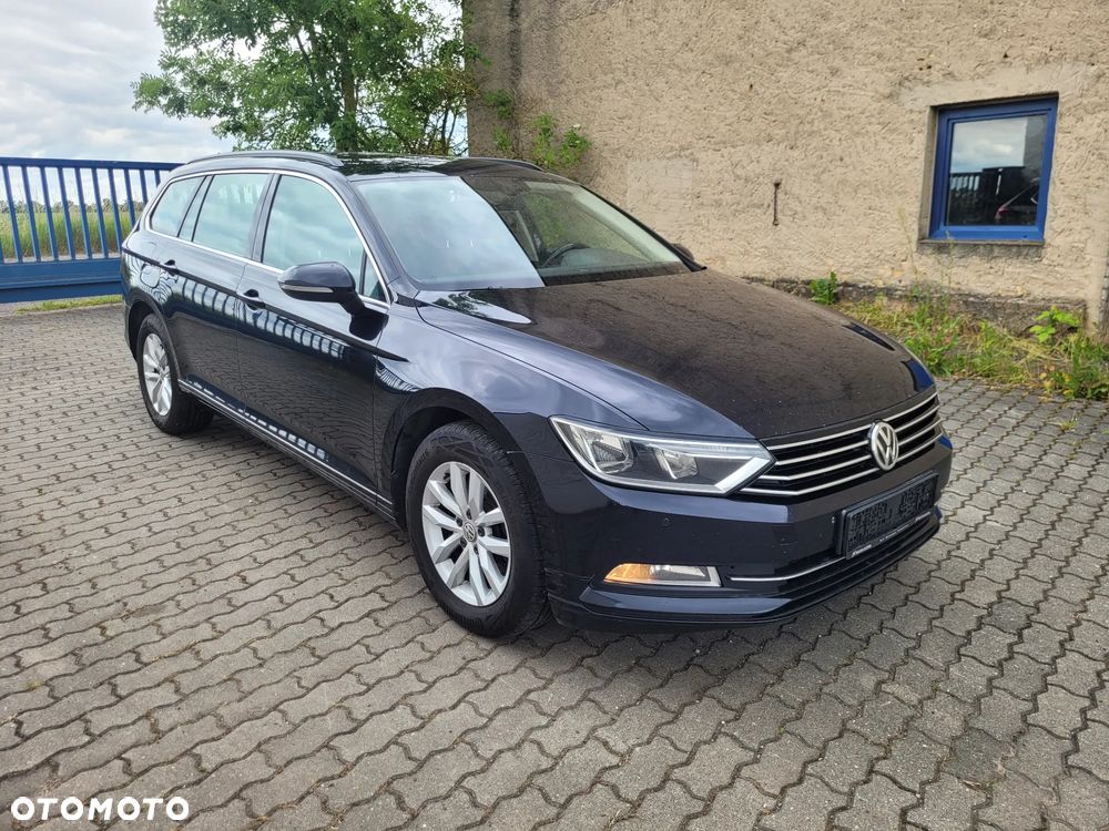 Volkswagen Passat 2.0 TDI SCR DSG Comfortline - 1