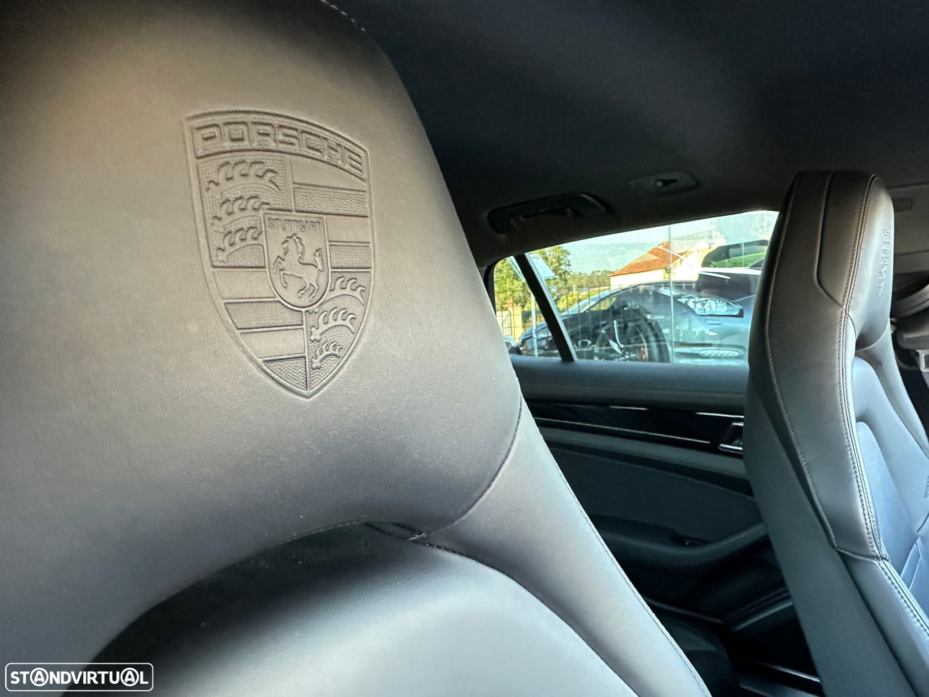 Porsche Panamera Sport Turismo 4 E-Hybrid 10 Years Edition - 24