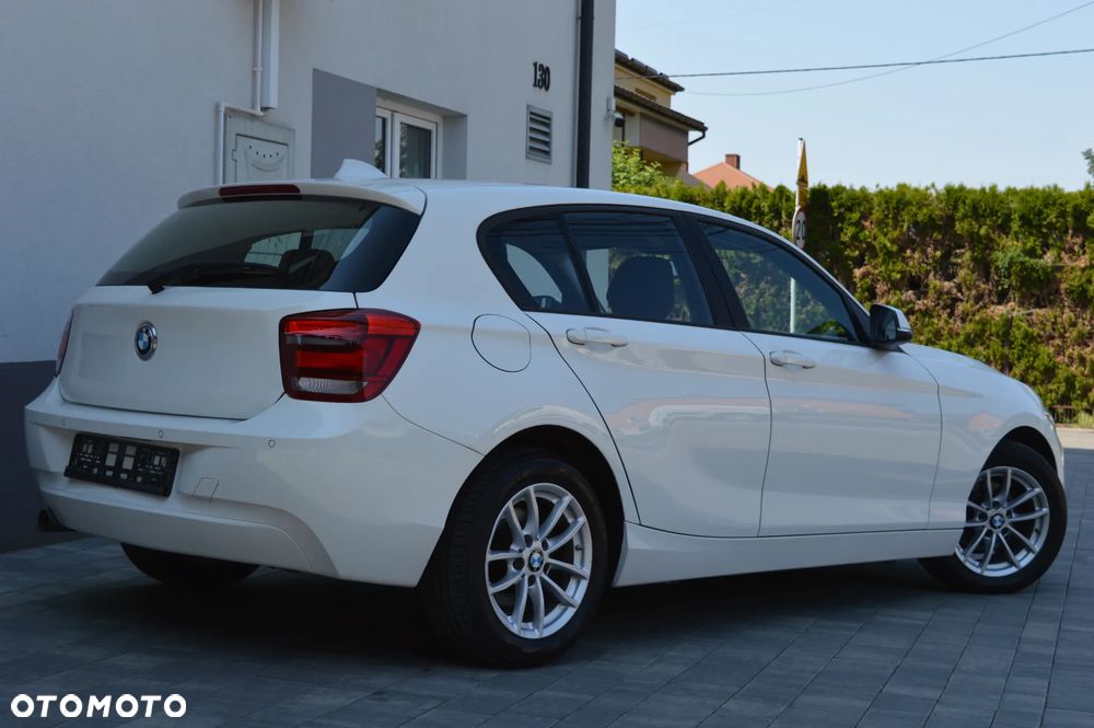 BMW Seria 1 114d Sport Line - 17