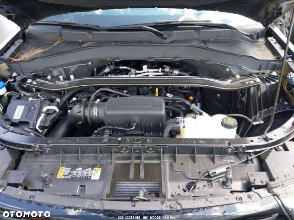 Ford Explorer - 11