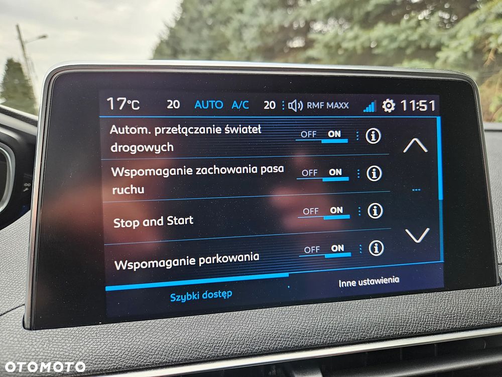 Peugeot 3008 PureTech 130 Stop & Start GPF Allure - 26