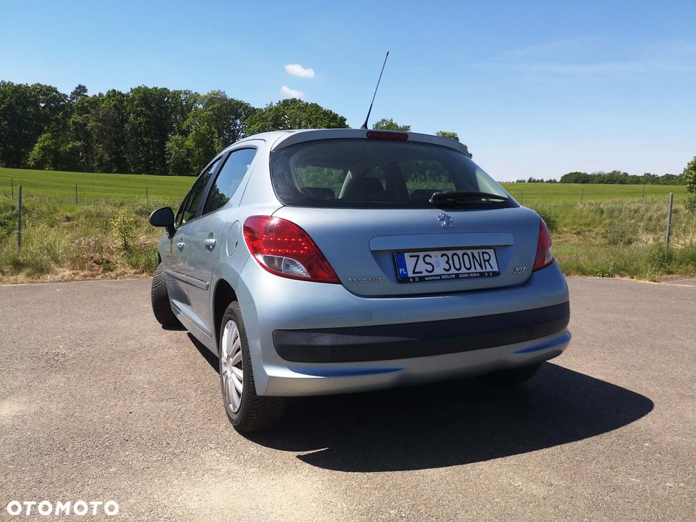 Peugeot 207 95 VTi Urban Style - 4