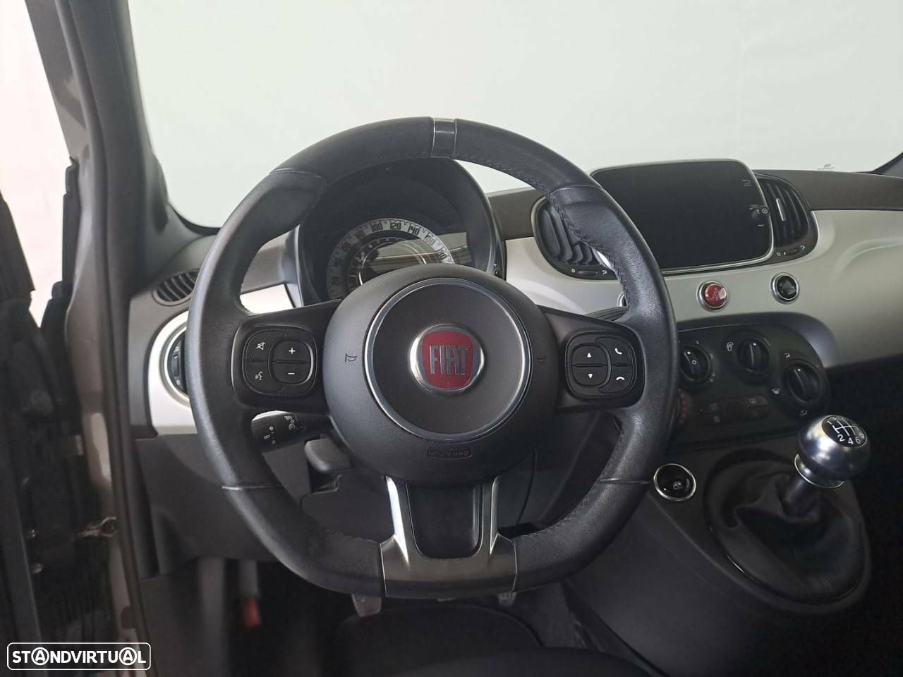 Fiat 500 1.0 Hybrid Connect - 12