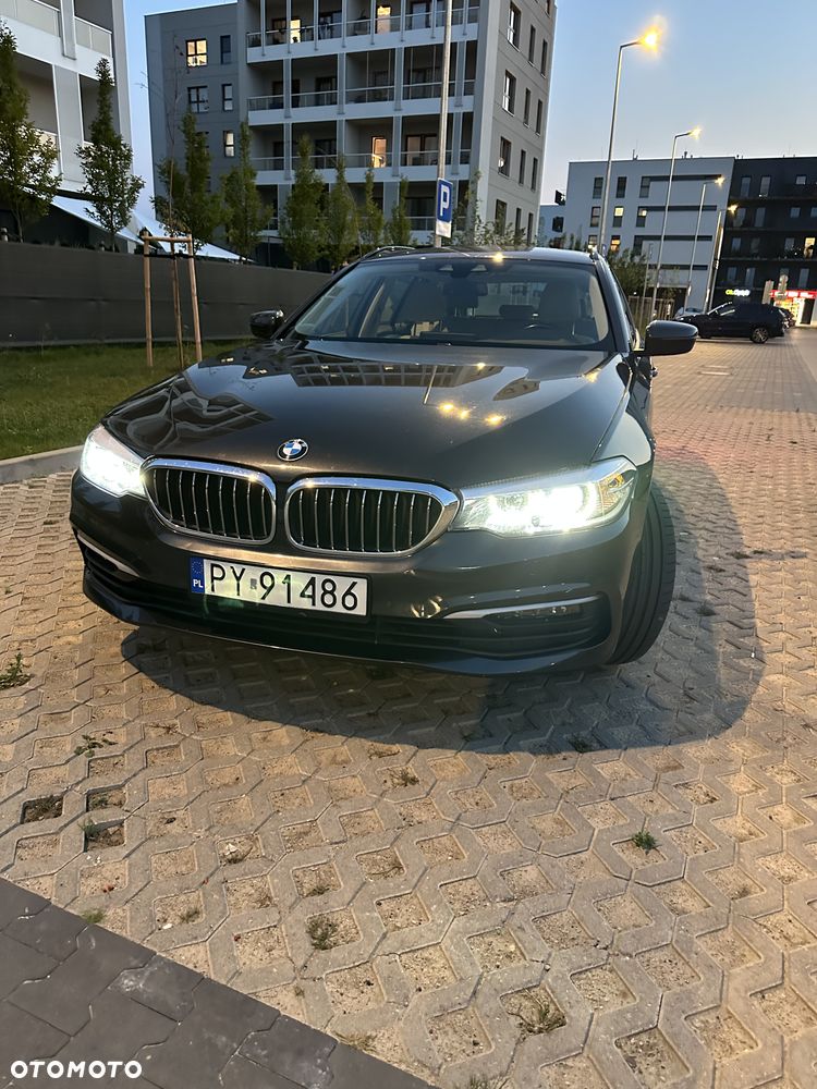 BMW Seria 5 520d Luxury Line - 14