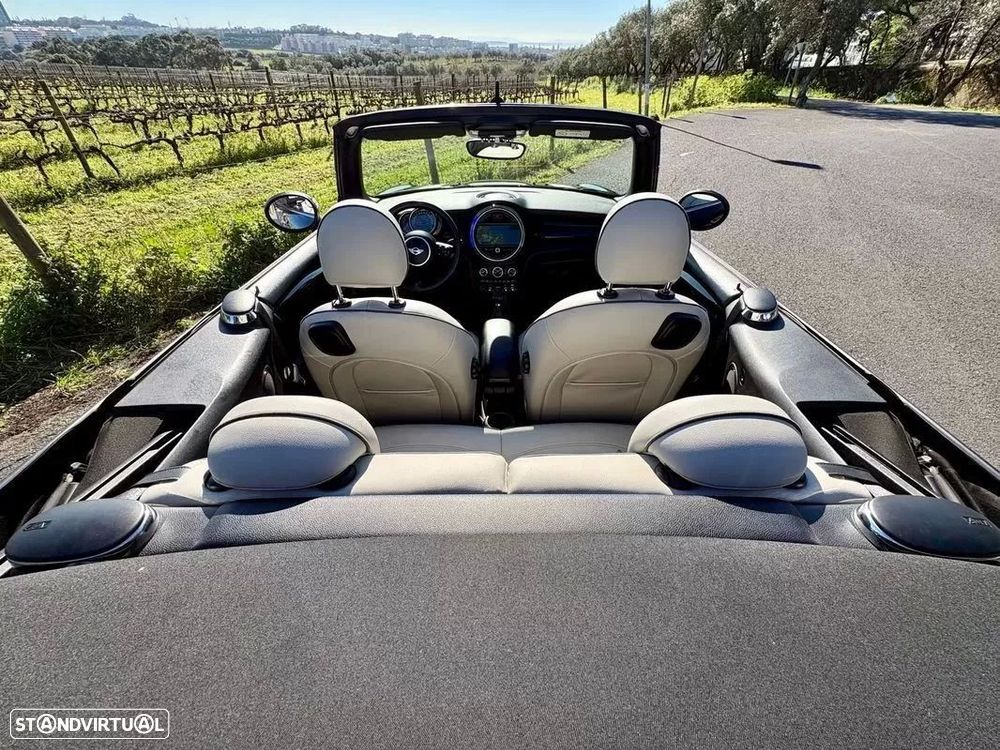 MINI Cabrio Cooper D Auto - 8