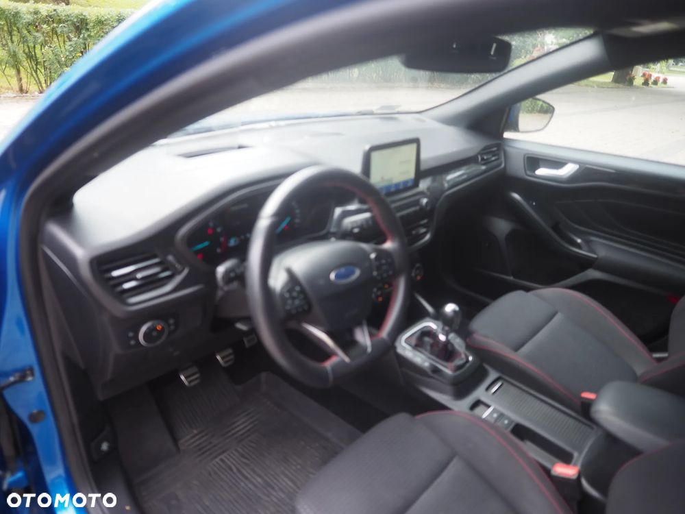Ford Focus 1.0 EcoBoost mHEV ST-Line X - 15