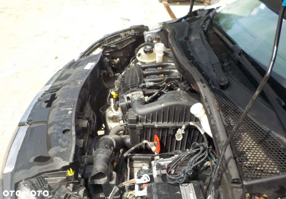 Peugeot 2008 - 5