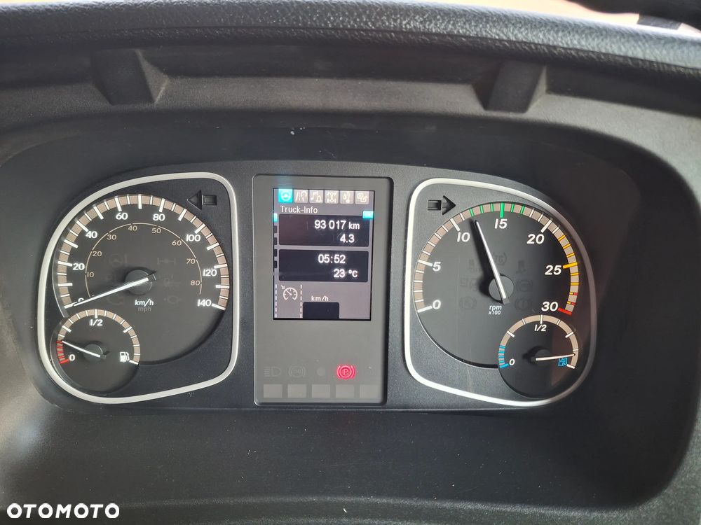 Mercedes-Benz Atego 1021 Zamiatarka Schmidt SK500 Napęd Hydrostatyczny Listwa Wysokiego Ciśnienia Karcher Szczotki Lewa Oraz Prawa Strona 3600 Mth Zamiatarka Uliczna - 40