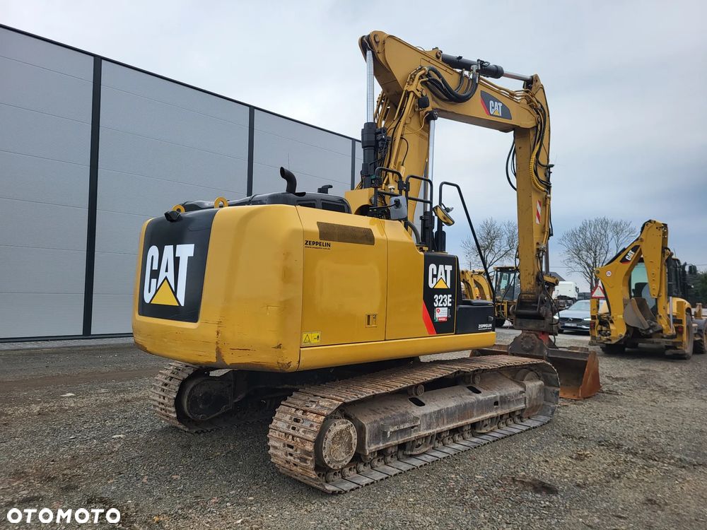 Caterpillar 323 EL / z Niemiec / Ramię 3 razy łamane / - 7