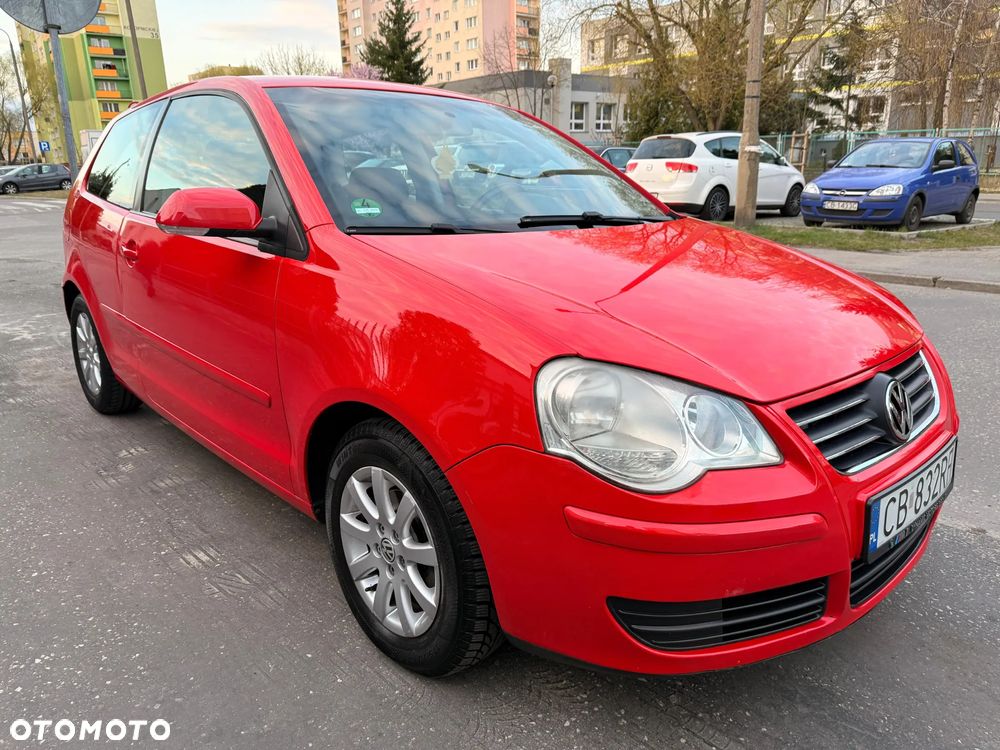 Volkswagen Polo 1.9 TDI Sportline - 2