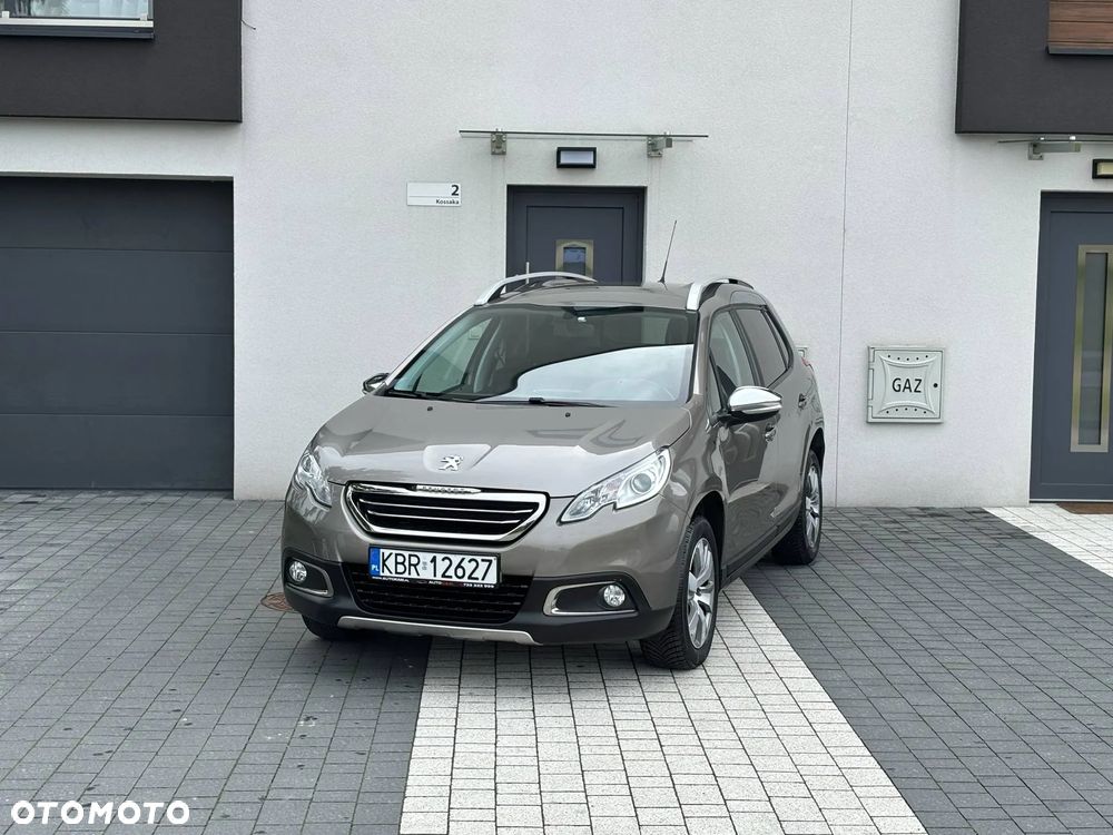 Peugeot 2008 1.6 BlueHDi Style - 9