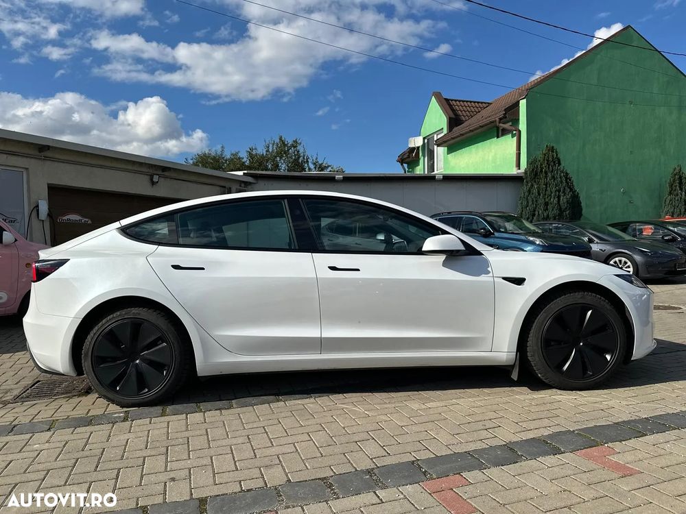 Tesla Model 3 Standard Reichweite Plus Hinterradantrieb - 14