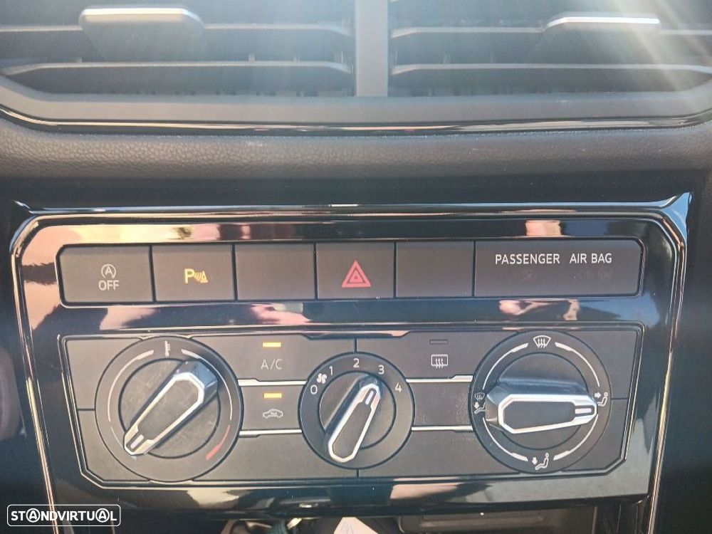 VW T-Cross 1.0 TSI Urban - 28
