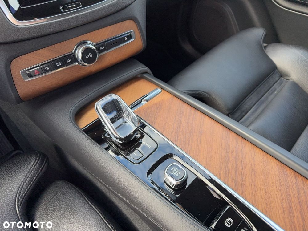 Volvo XC 90 - 15