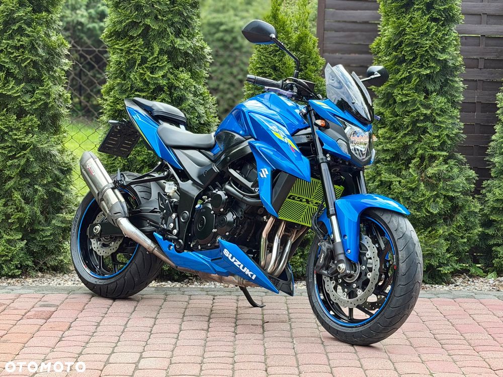 Suzuki GSX - 1
