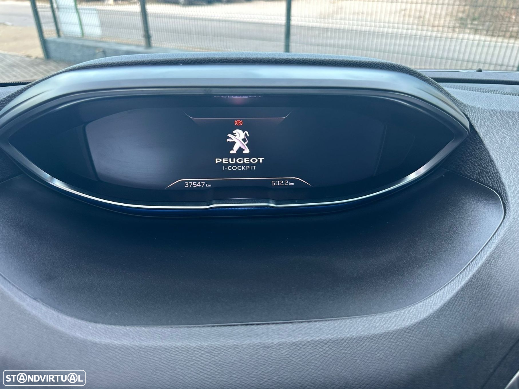 Peugeot 5008 1.5 BlueHDi GT Pack EAT8 - 23