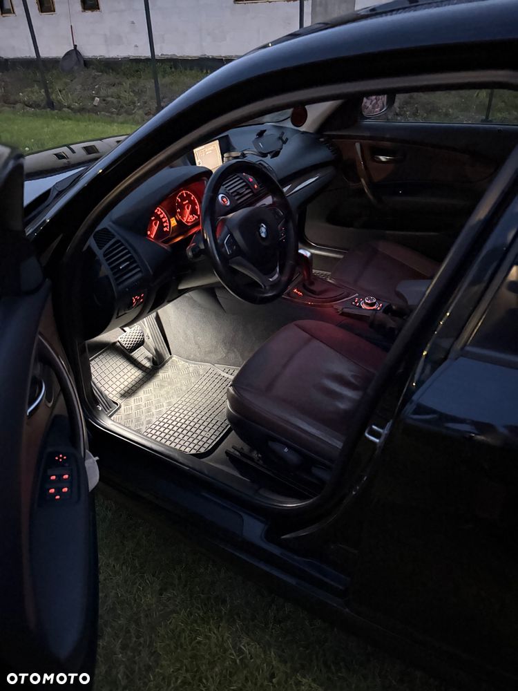 BMW Seria 1 120d DPF - 21