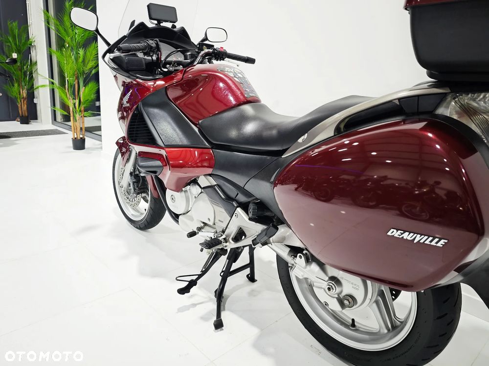 Honda Deauville - 15