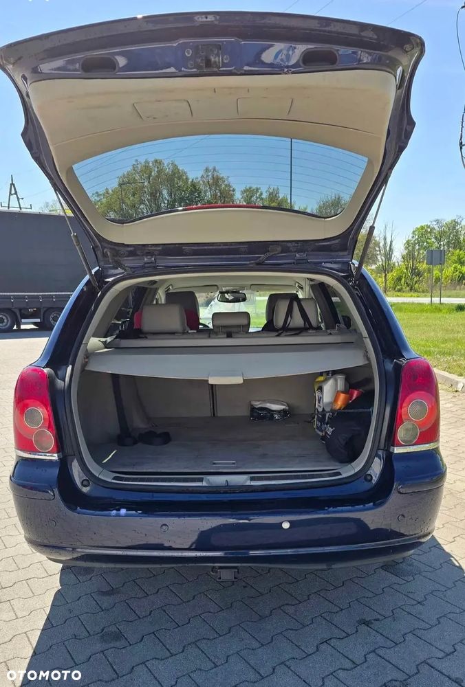 Toyota Avensis 2.2 D-CAT Prestige - 9